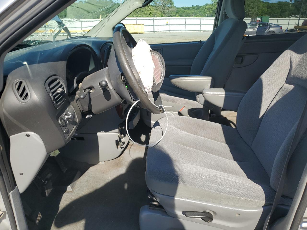 2C4GP44R65R397995 2005 Chrysler Town & Country Lx