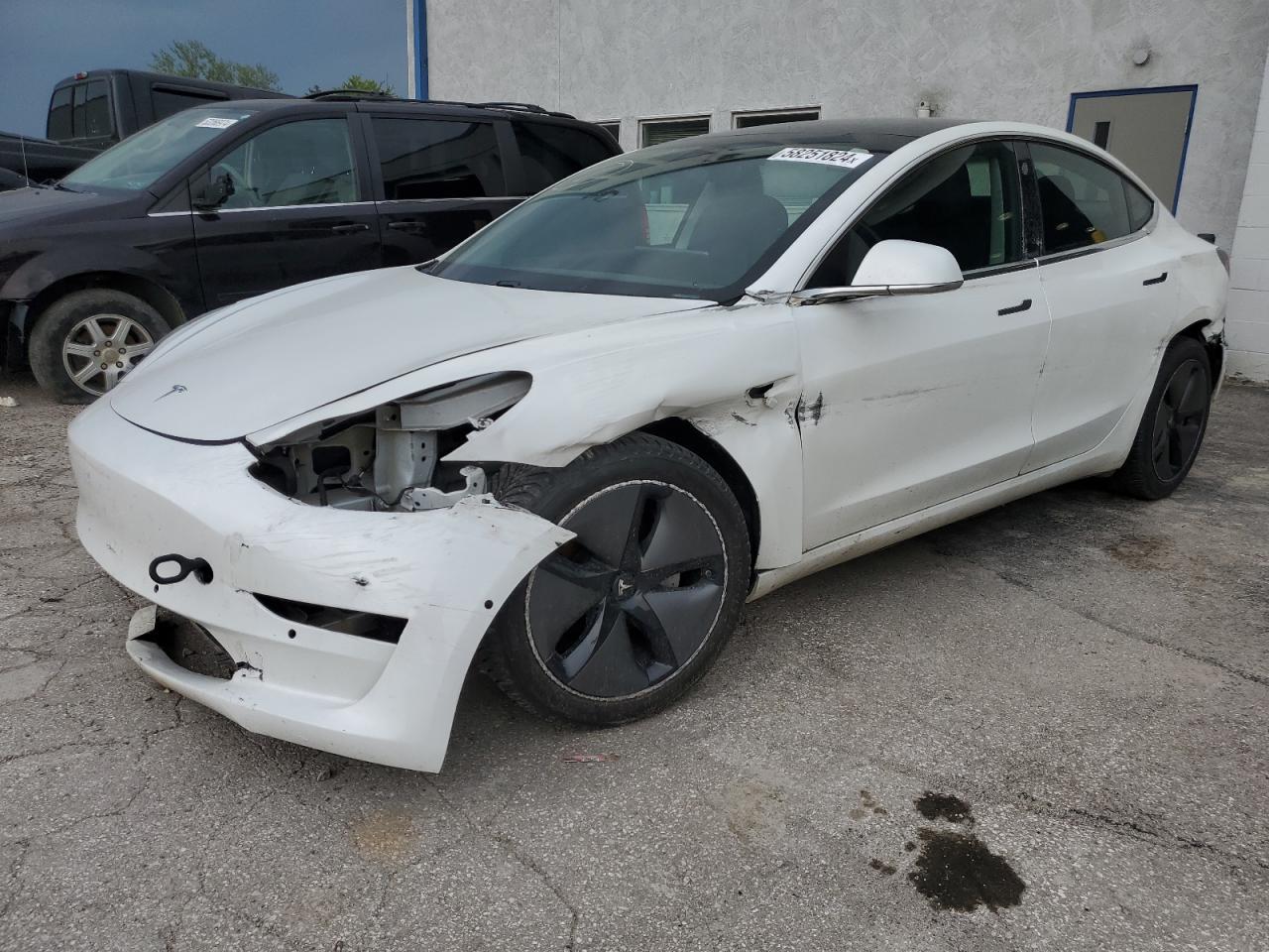 5YJ3E1EB0KF433241 2019 Tesla Model 3