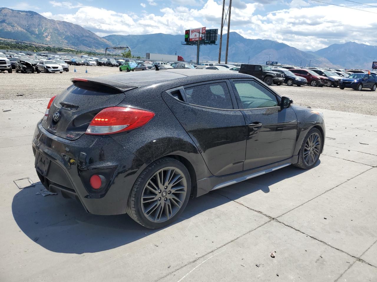 2013 Hyundai Veloster Turbo vin: KMHTC6AE5DU173976