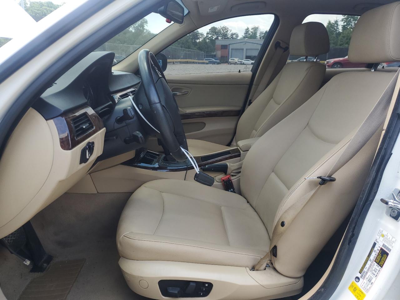 WBAPK53569A510208 2009 BMW 328 Xi Sulev