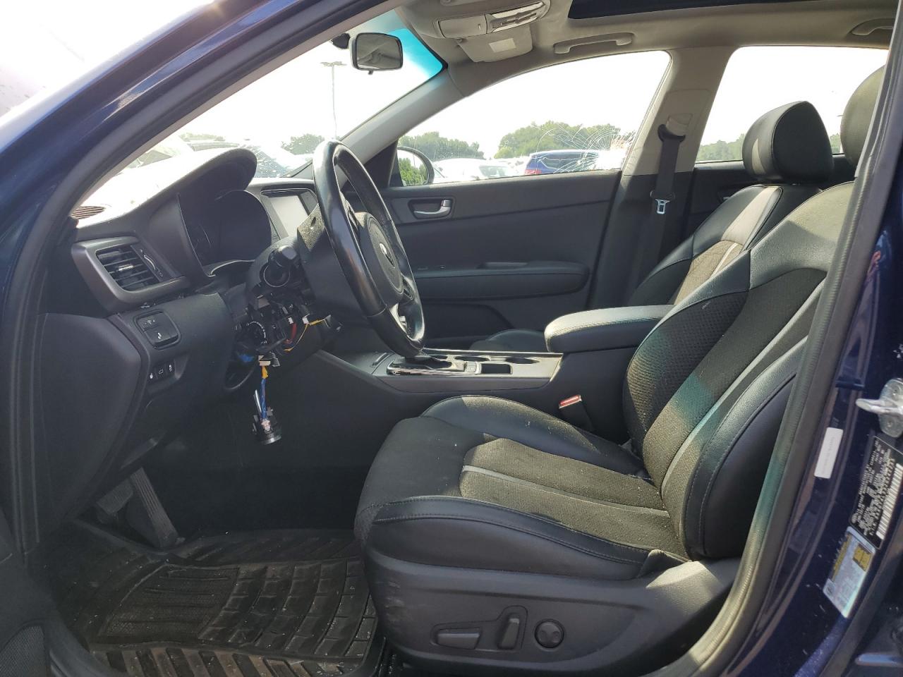 5XXGT4L33JG242235 2018 Kia Optima Lx