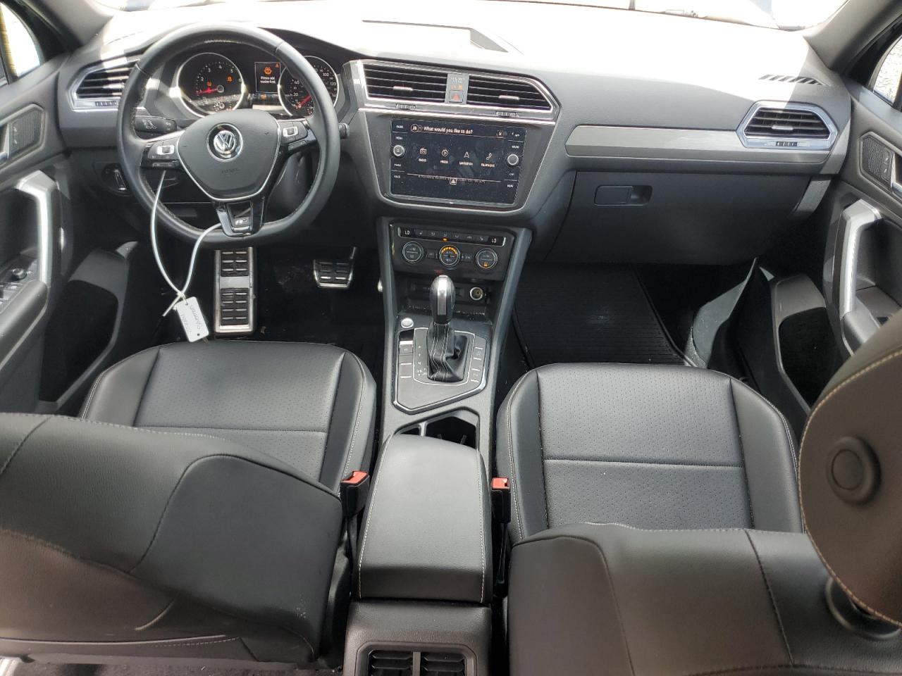 3VV3B7AX8MM128552 2021 Volkswagen Tiguan Se
