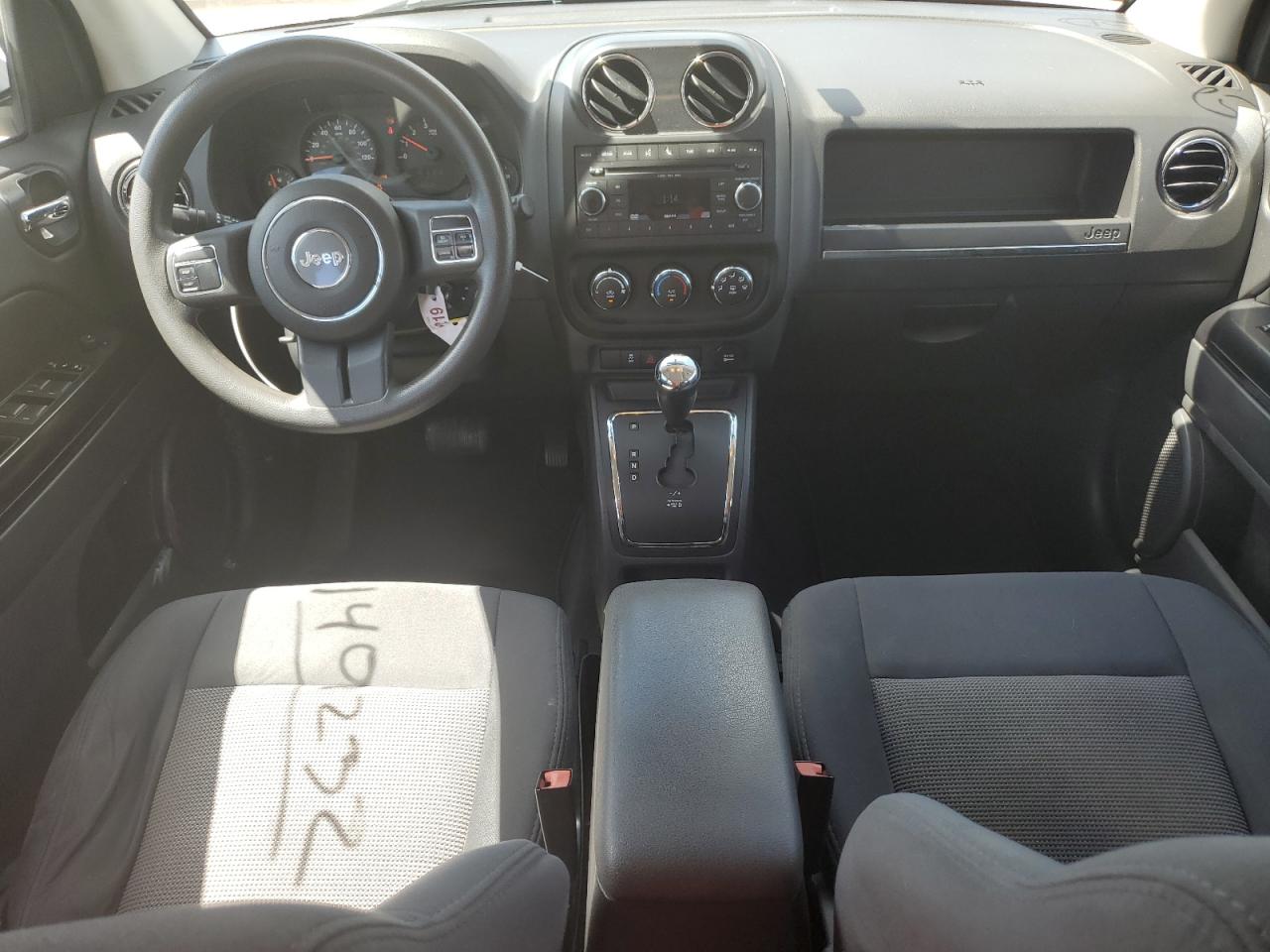 1J4NF1FB3BD158678 2011 Jeep Compass Sport