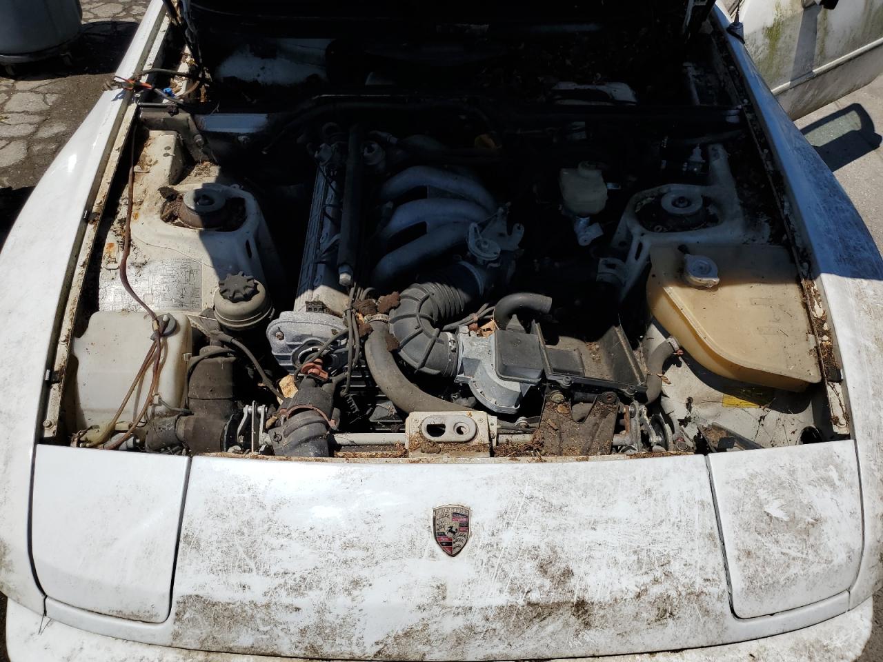 WP0AA0945EN452219 1984 Porsche 944