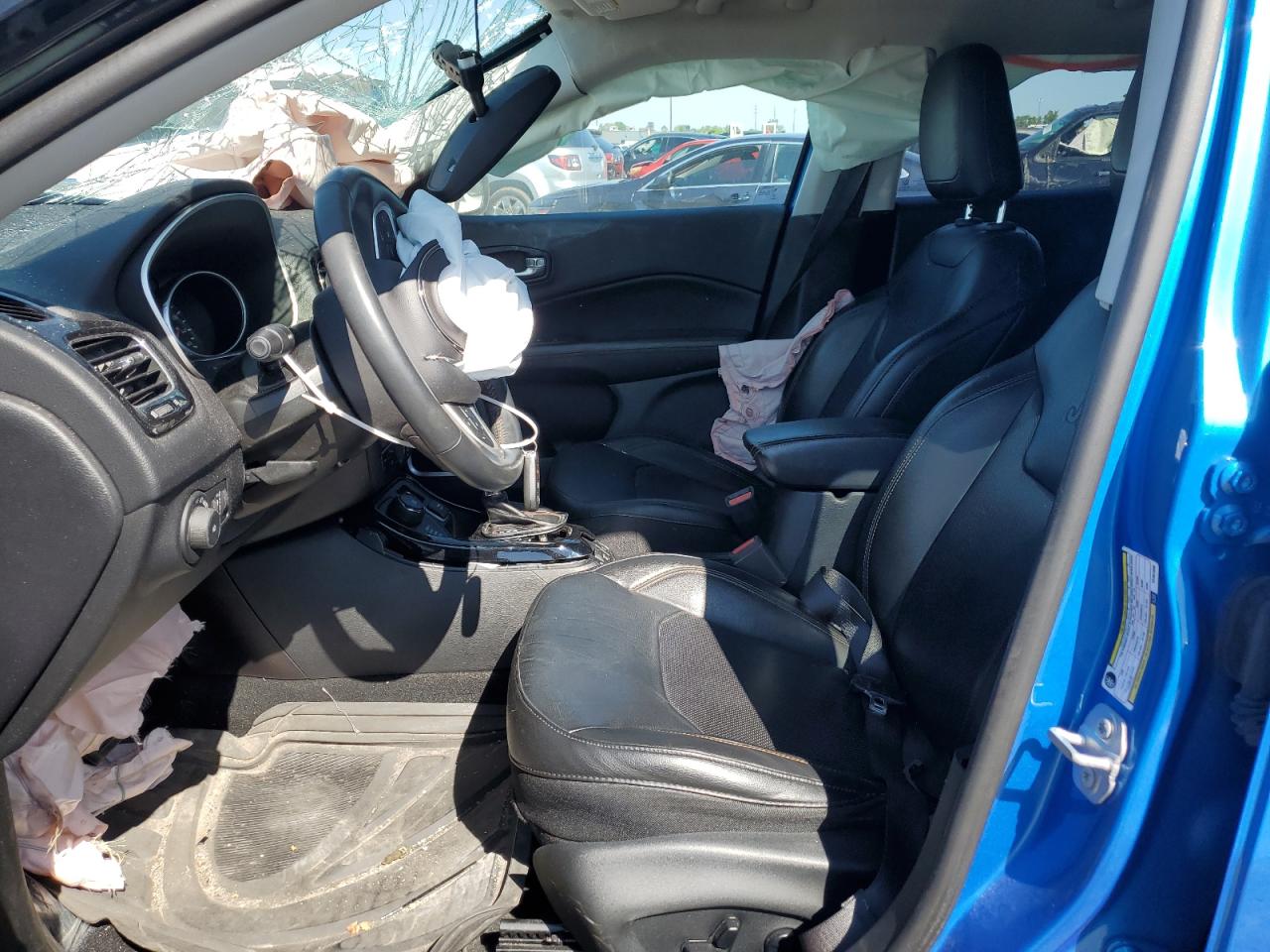 3C4NJDCB4KT661088 2019 Jeep Compass Limited