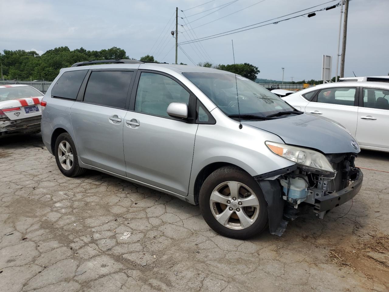 Lot #2650041130 2013 TOYOTA SIENNA LE