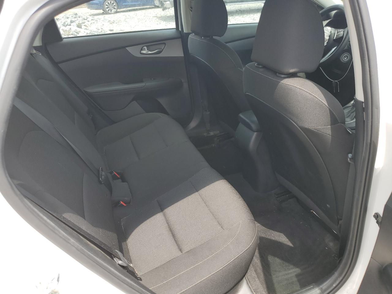 3KPF24AD0ME323233 2021 Kia Forte Fe