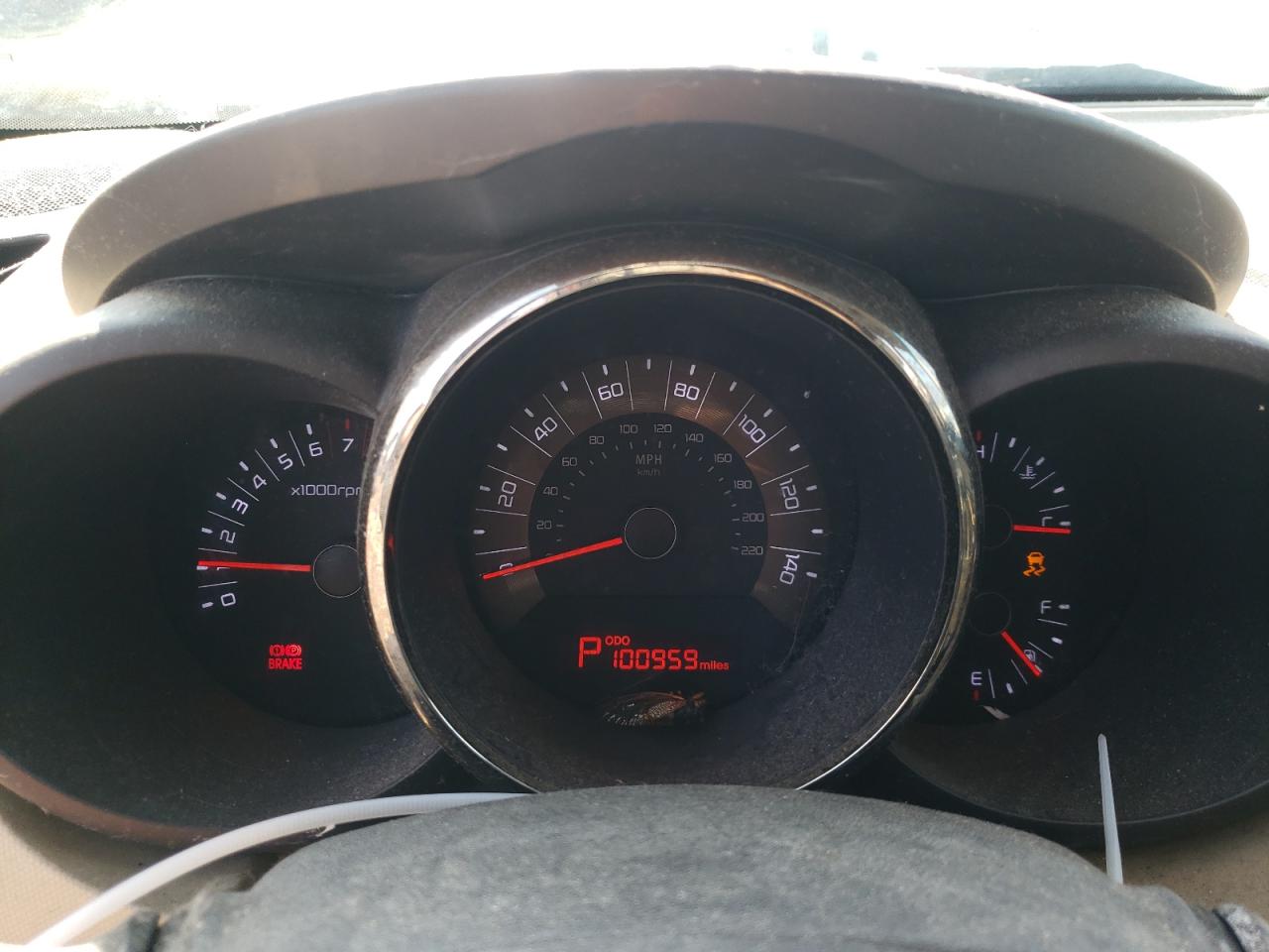 KNDJT2A28B7255819 2011 Kia Soul +