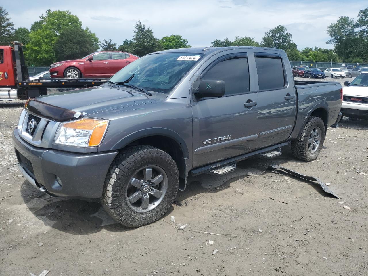 1N6BA0EC3EN507636 2014 Nissan Titan S