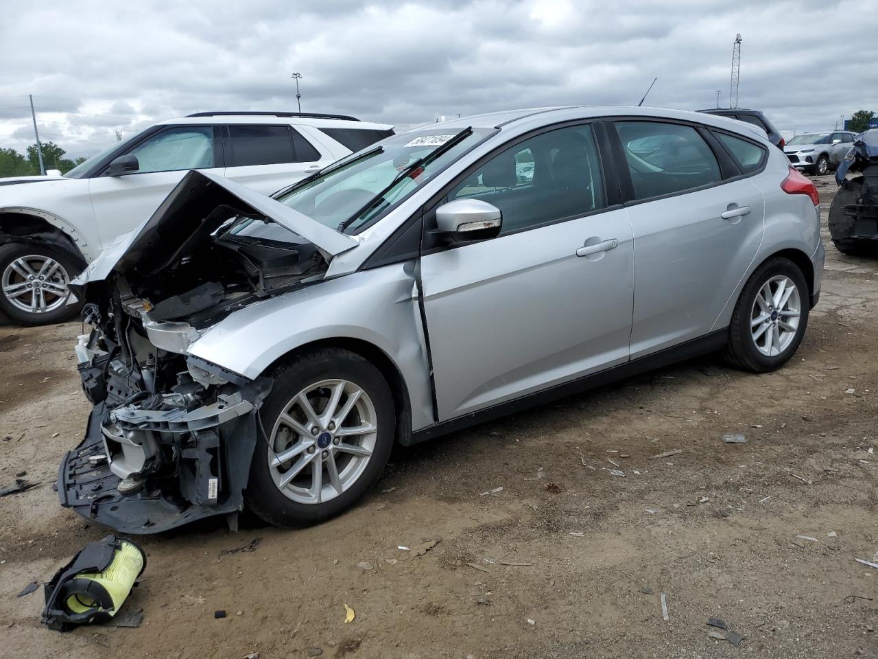 1FADP3K21GL359255 2016 Ford Focus Se