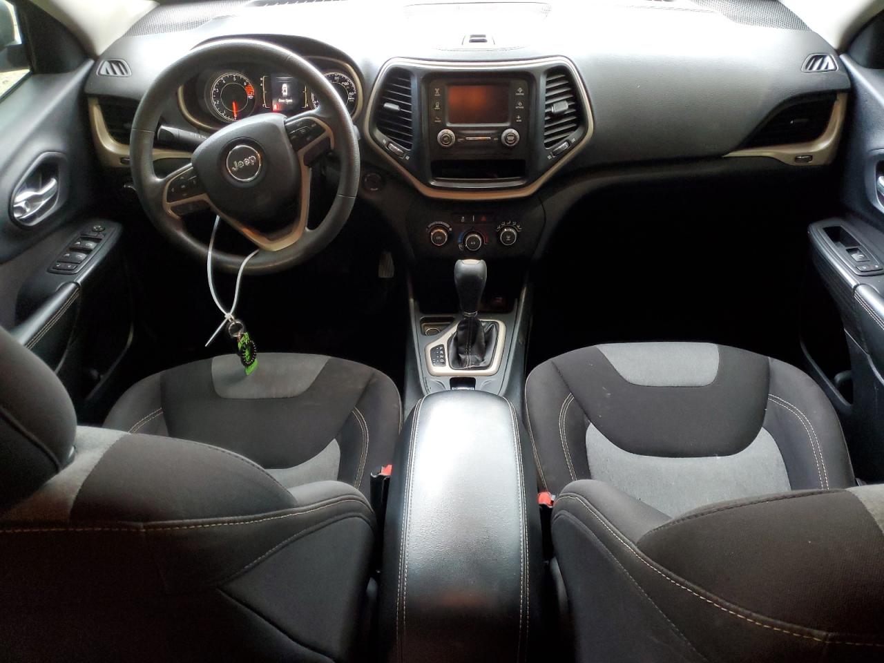 1C4PJLAB1GW176673 2016 Jeep Cherokee Sport