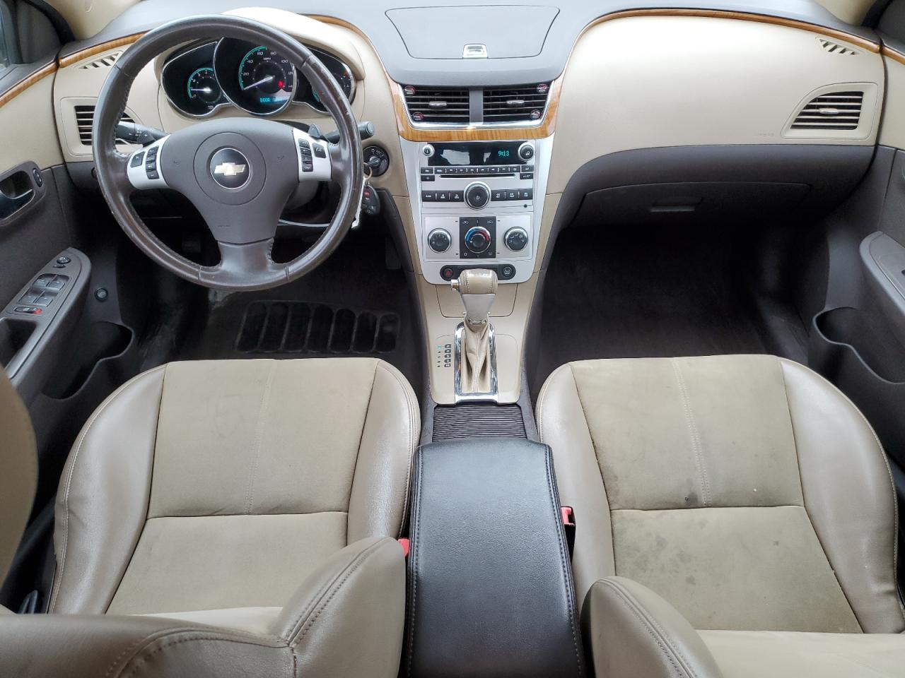 1G1ZD5E71AF220186 2010 Chevrolet Malibu 2Lt