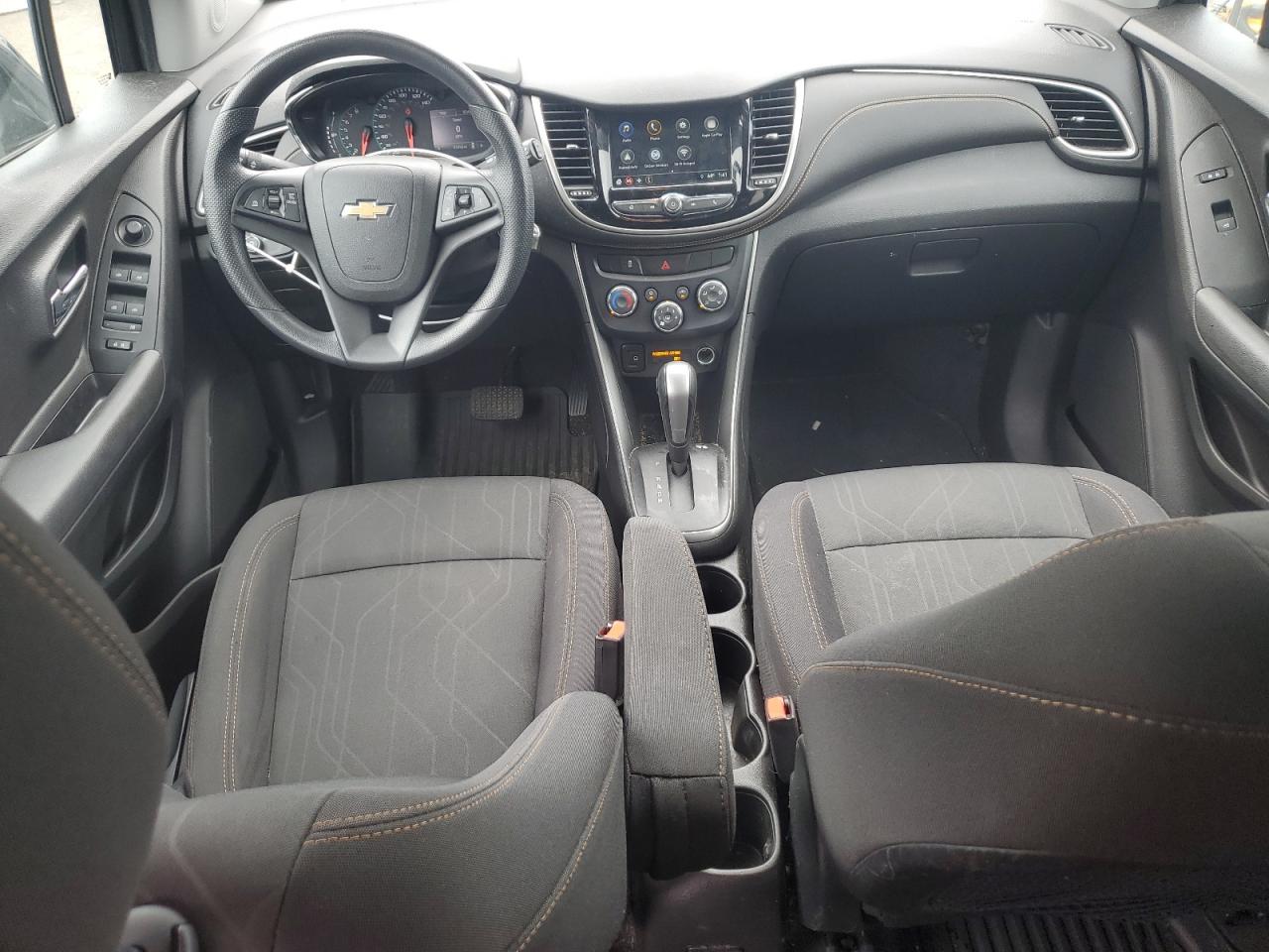 3GNCJLSB5JL357647 2018 Chevrolet Trax 1Lt
