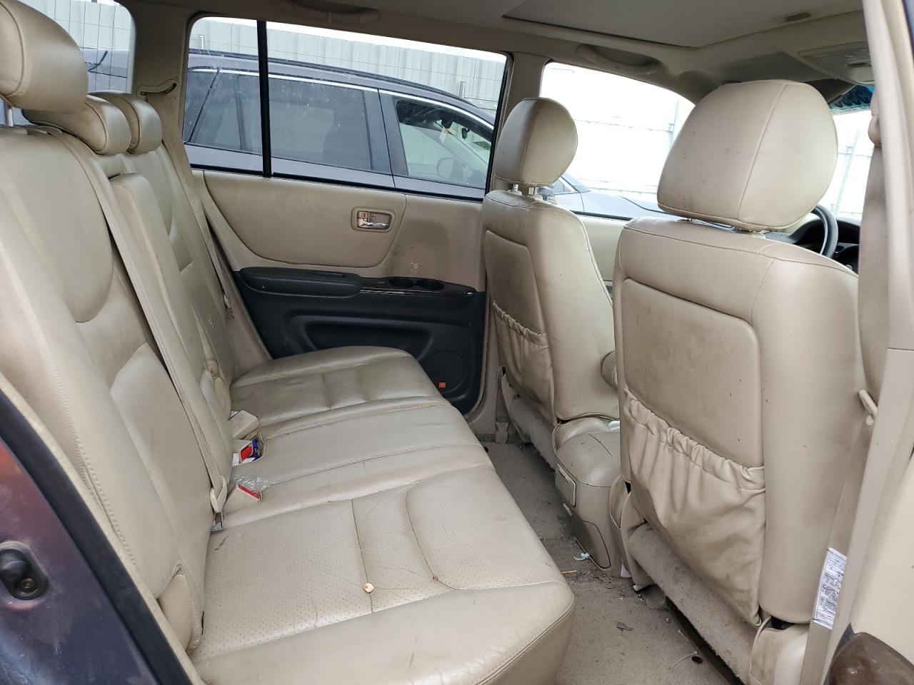 JTEHF21A830129110 2003 Toyota Highlander Limited