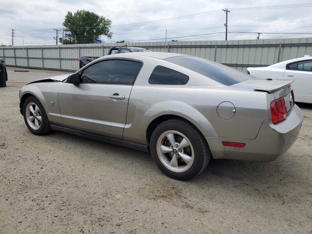 1ZVHT80N995145121 2009 Ford Mustang