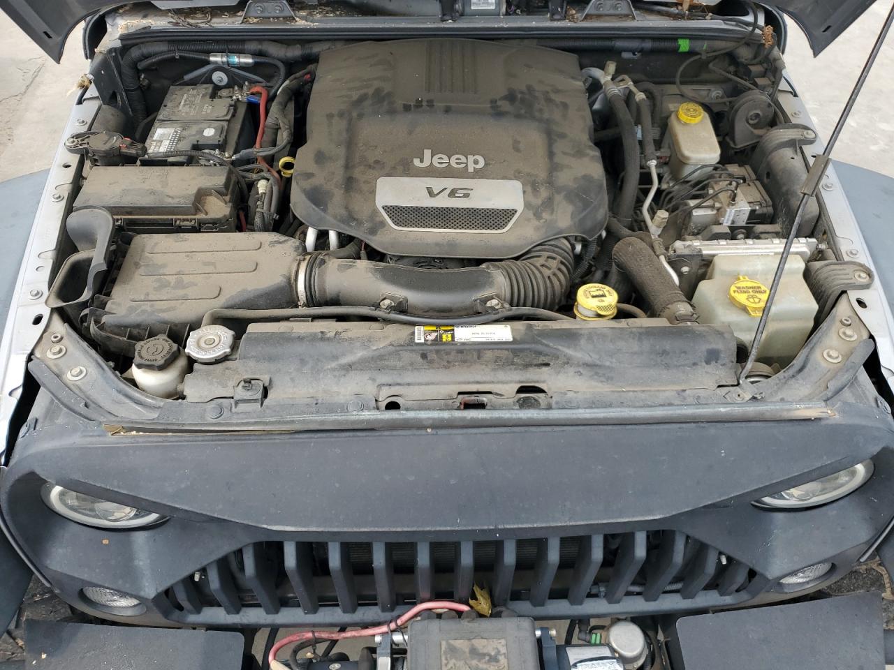 1C4BJWDG0GL110717 2016 Jeep Wrangler Unlimited Sport