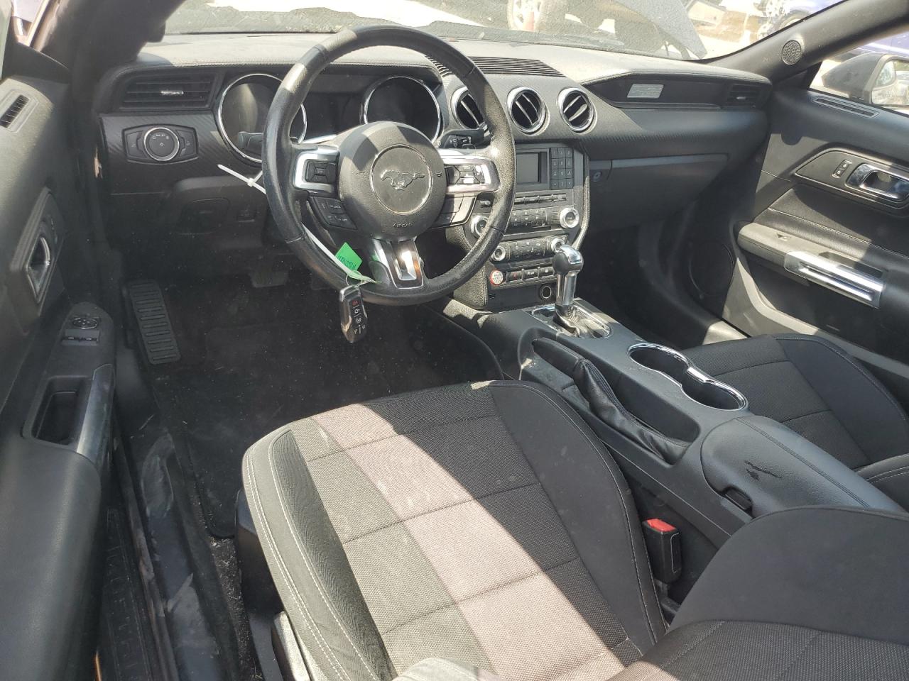 1FA6P8AM8H5212381 2017 Ford Mustang