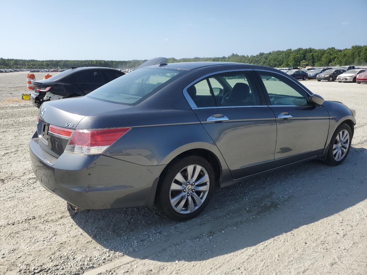 1HGCP3F88BA012368 2011 Honda Accord Exl