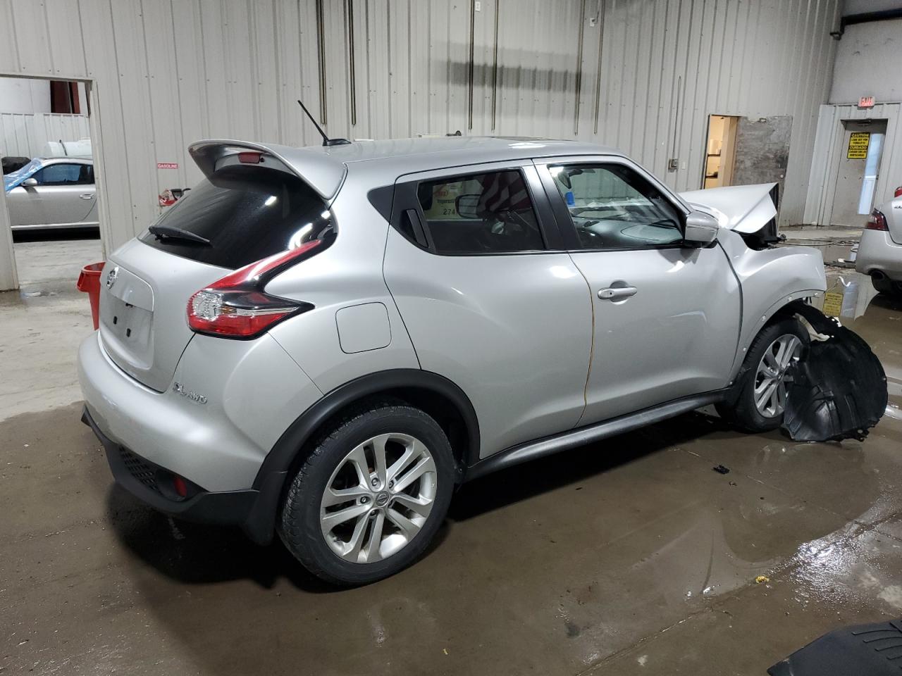 2015 Nissan Juke S vin: JN8AF5MV2FT554528