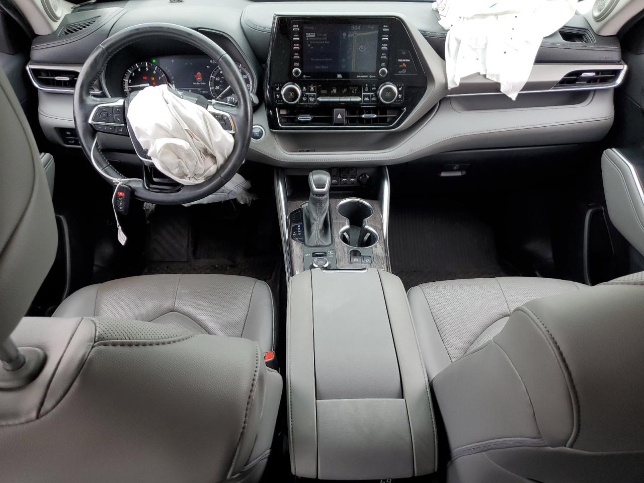 5TDDZRBH3MS078631 2021 Toyota Highlander Limited