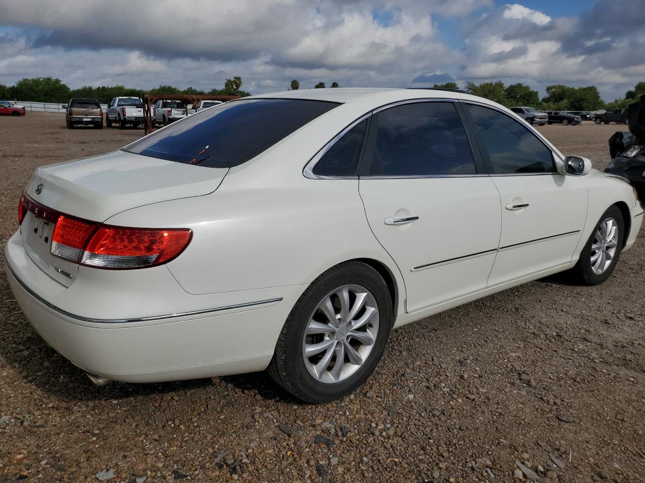 KMHFC46F06A121145 2006 Hyundai Azera Se