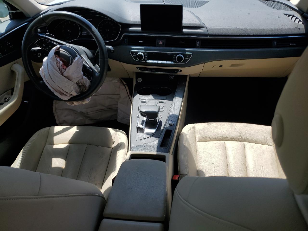 WAUKMAF48JA040378 2018 Audi A4 Premium