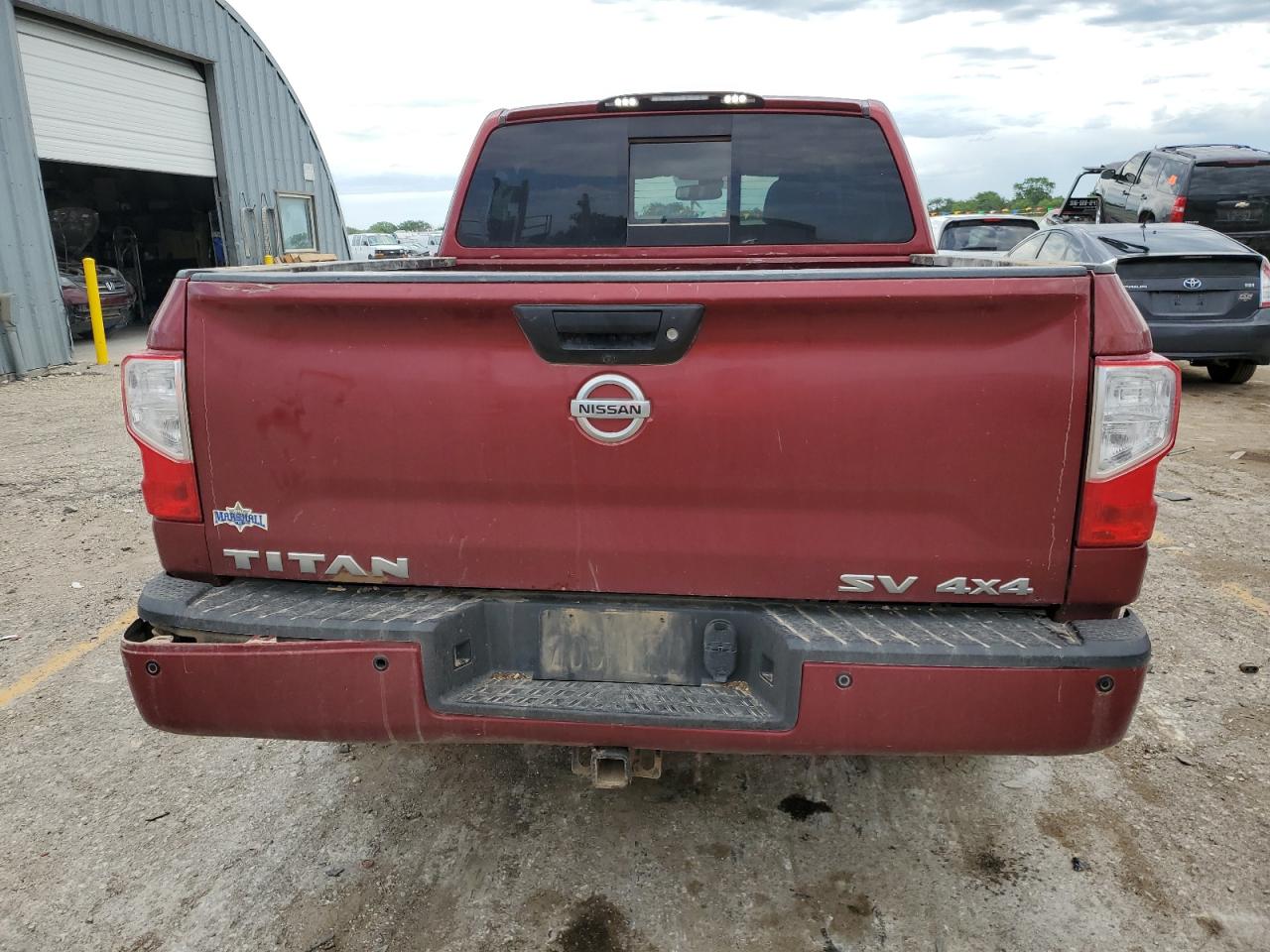 1N6AA1E53HN551238 2017 Nissan Titan Sv