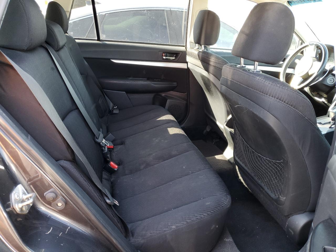 4S4BRBGC1B3386502 2011 Subaru Outback 2.5I Premium