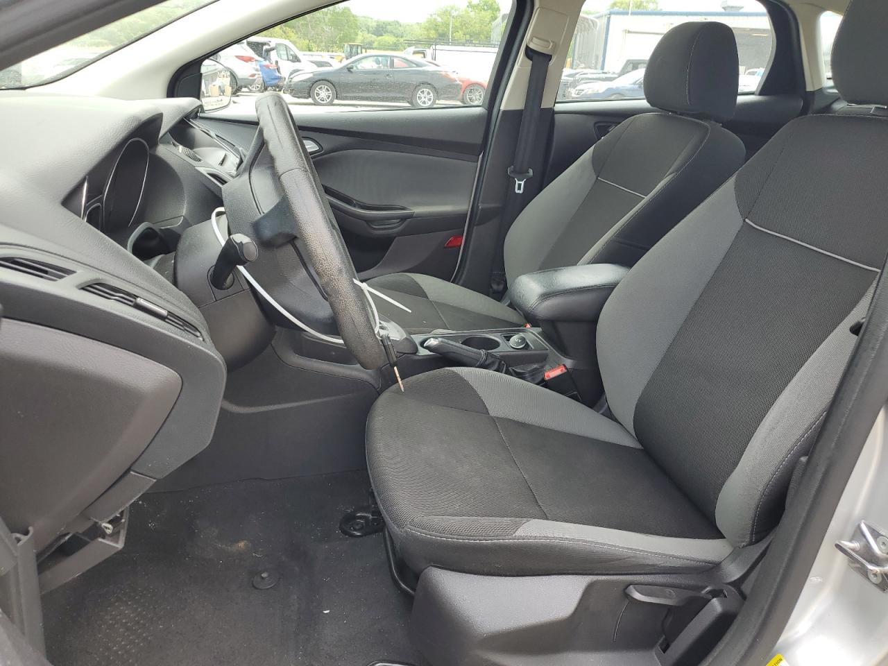 1FADP3K26EL426056 2014 Ford Focus Se