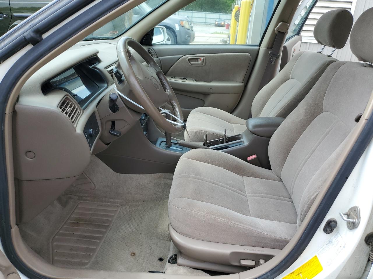 JT2BG28KXX0354567 1999 Toyota Camry Le