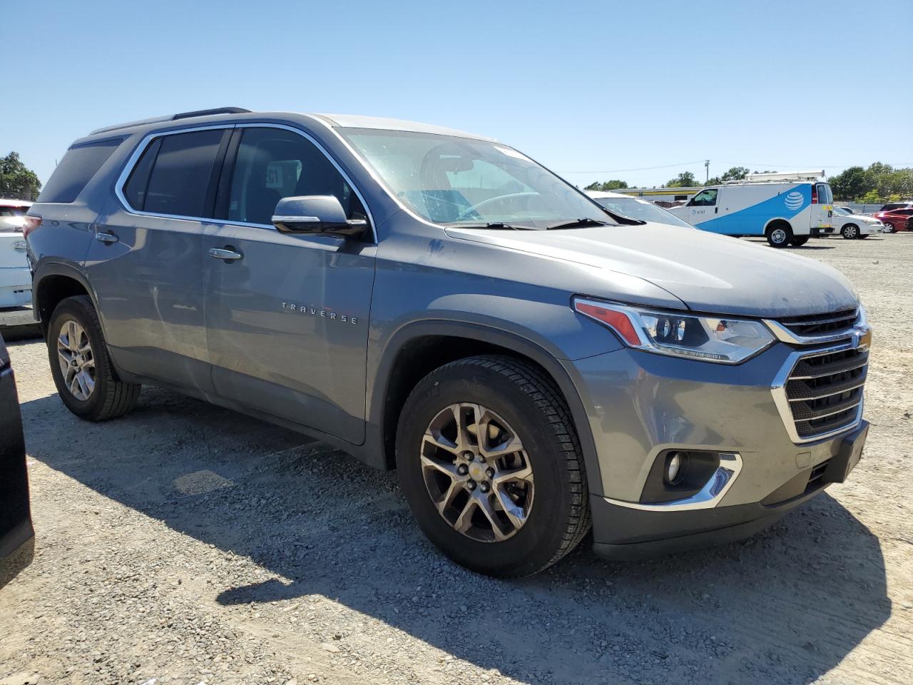 2018 Chevrolet Traverse Lt vin: 1GNERGKW8JJ183611