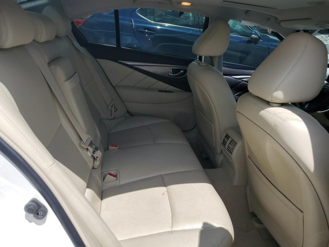 JN1CV7AP5GM203605 2016 Infiniti Q50 Base