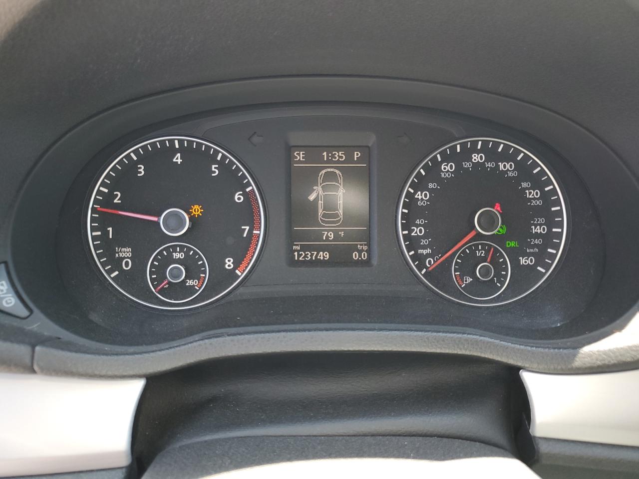 1VWBP7A31DC123202 2013 Volkswagen Passat Se