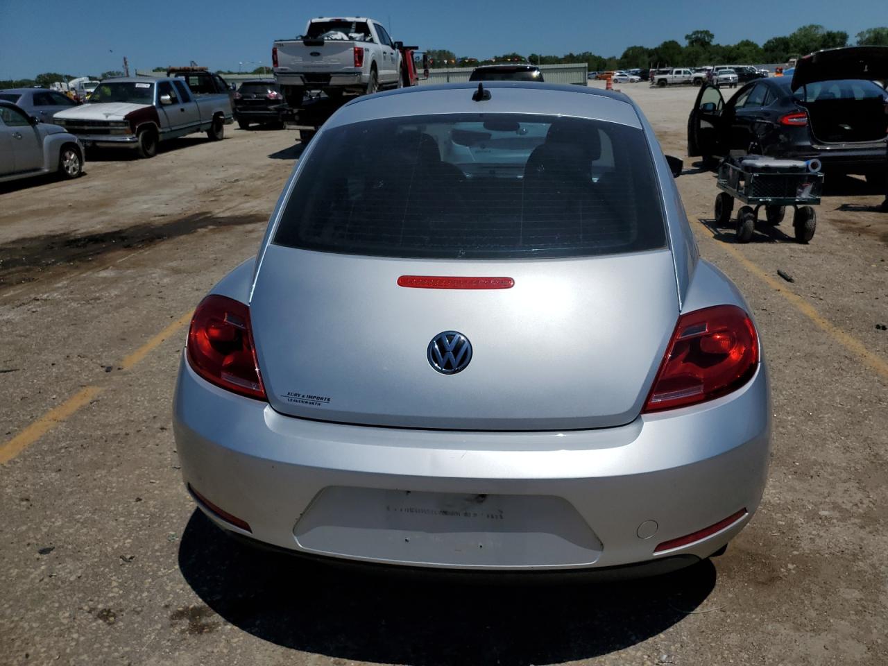 2013 Volkswagen Beetle vin: 3VWHP7ATXDM656870