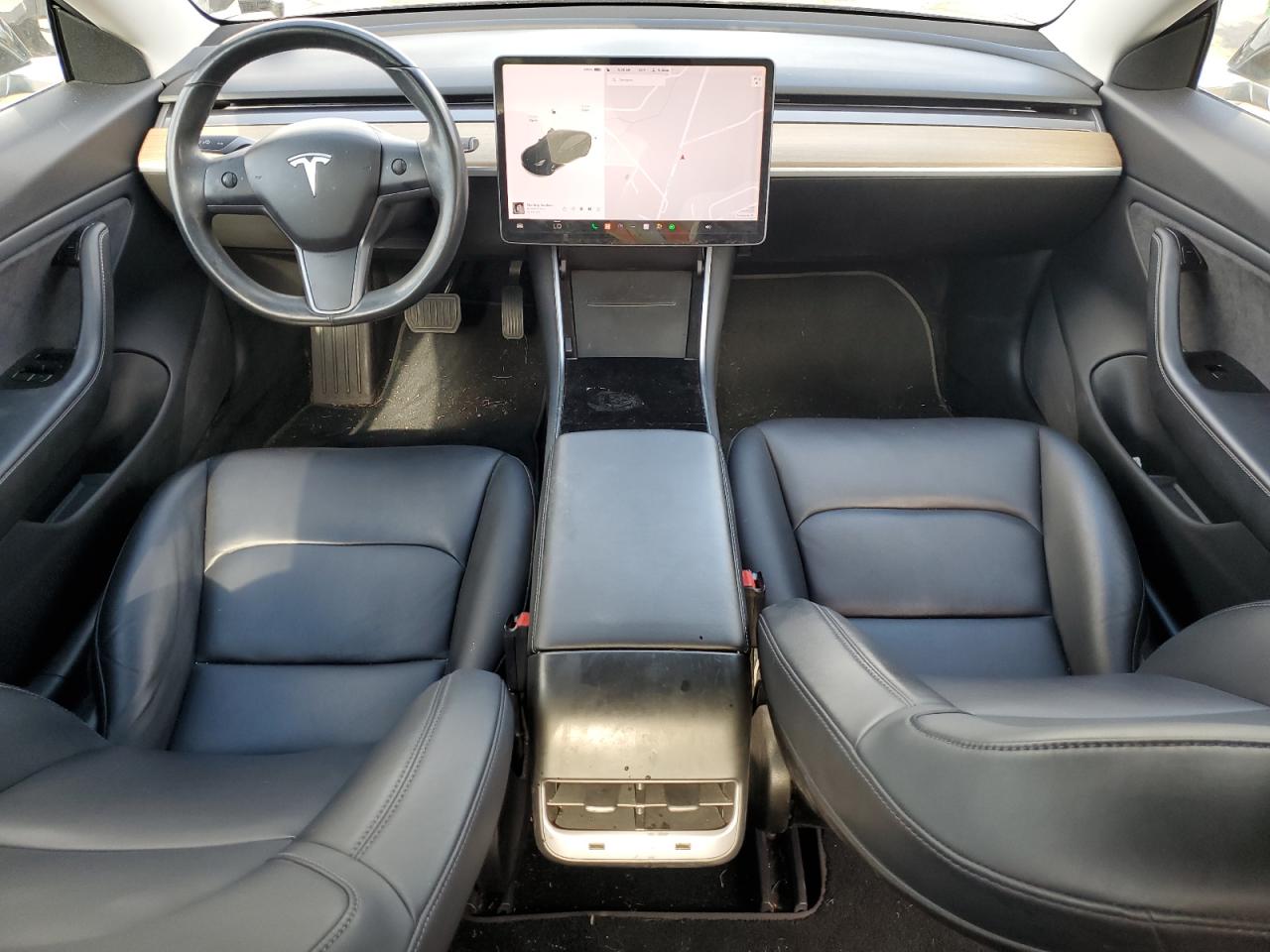 5YJ3E1EA2JF034269 2018 Tesla Model 3