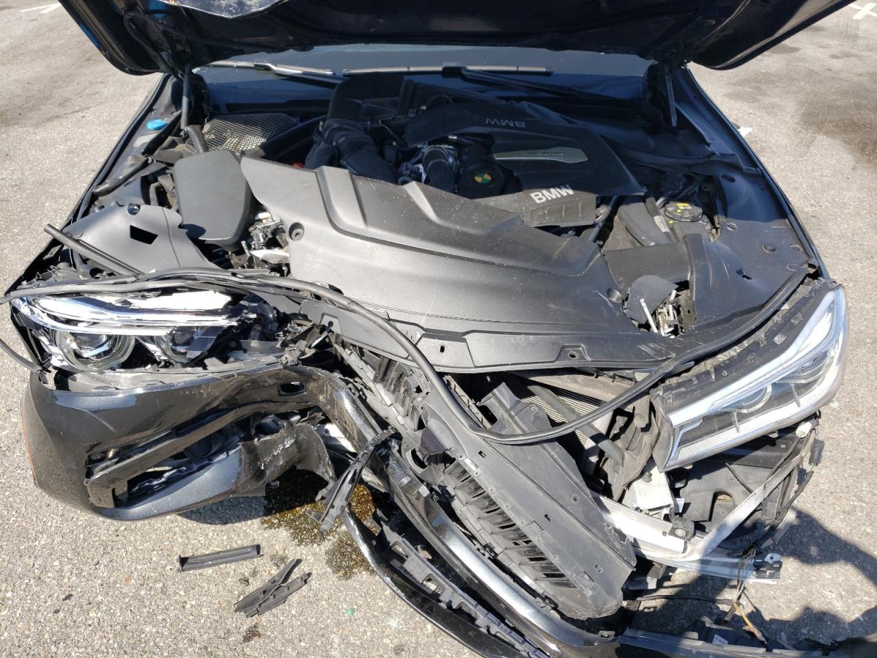 WBA7F0C30HGM21655 2017 BMW 750 I