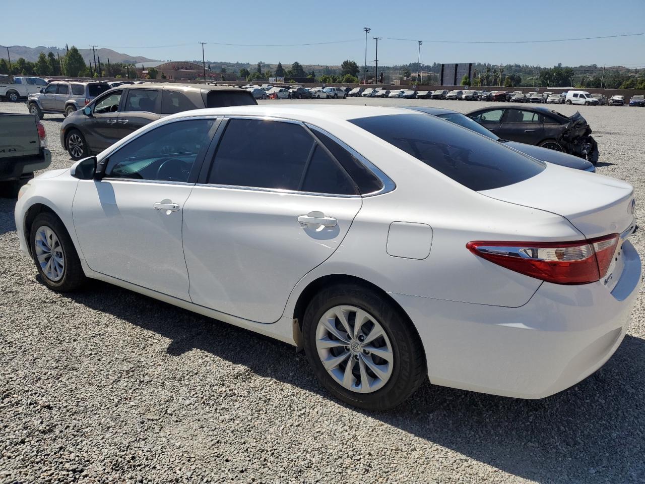 4T4BF1FK3GR533177 2016 Toyota Camry Le