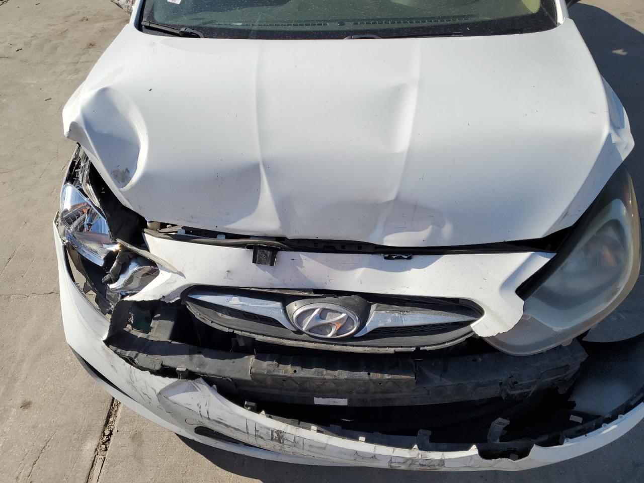 KMHCT4AE7EU664653 2014 Hyundai Accent Gls