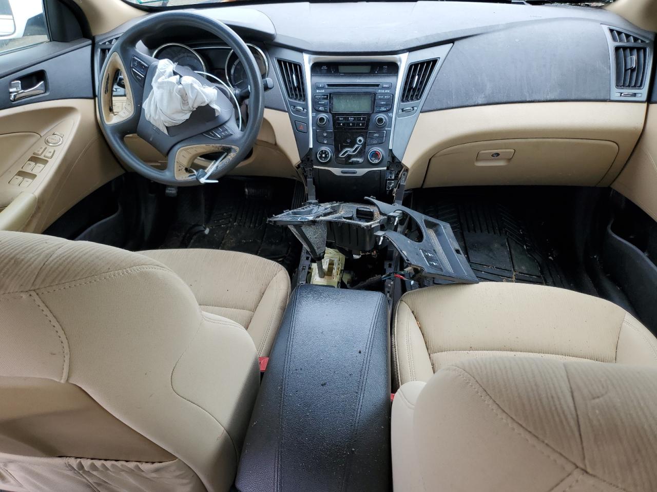 5NPEB4AC8DH588044 2013 Hyundai Sonata Gls