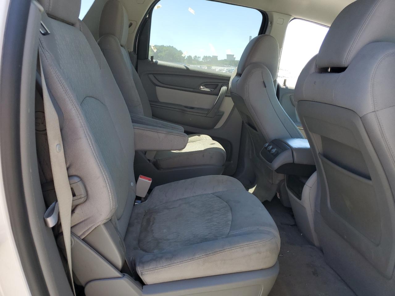 1GKKRPKD0DJ201988 2013 GMC Acadia Sle