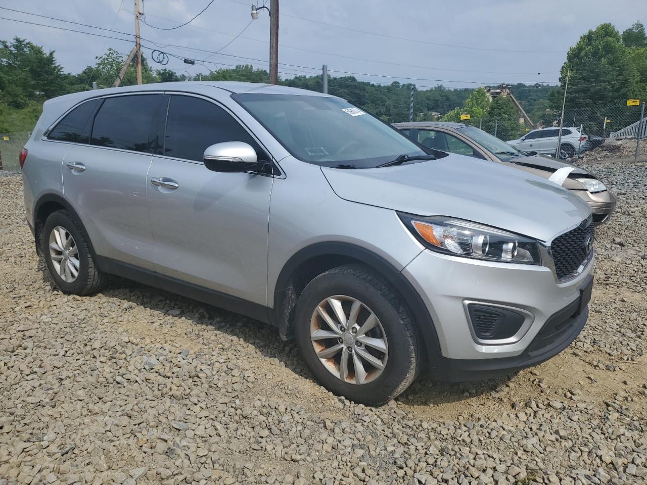 2018 Kia Sorento Lx vin: 5XYPG4A39JG338017