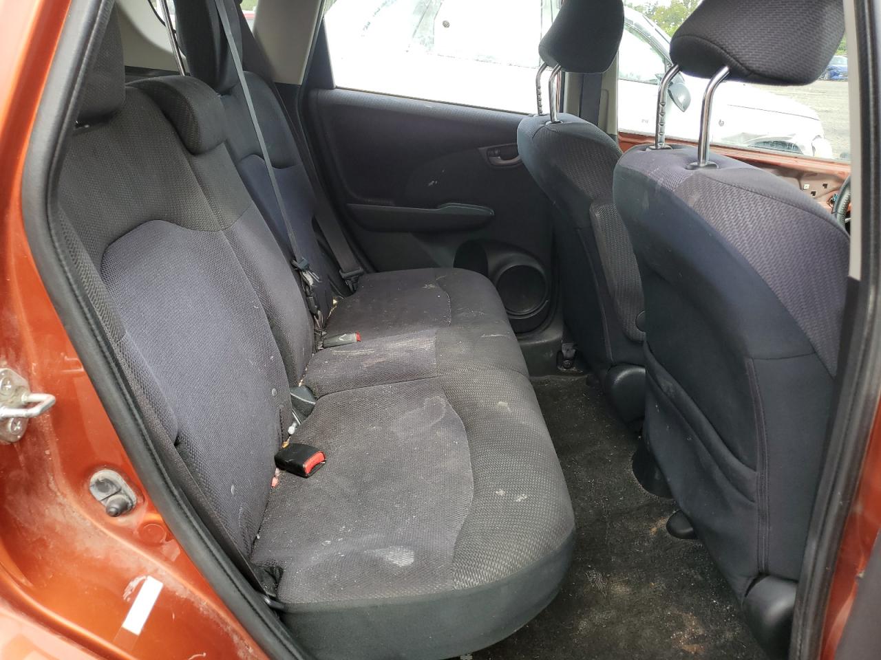 JHMGE8H57CC012663 2012 Honda Fit Sport