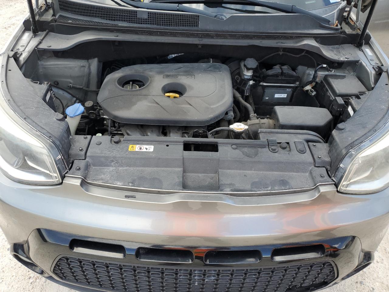 KNDJP3A56G7377641 2016 Kia Soul +