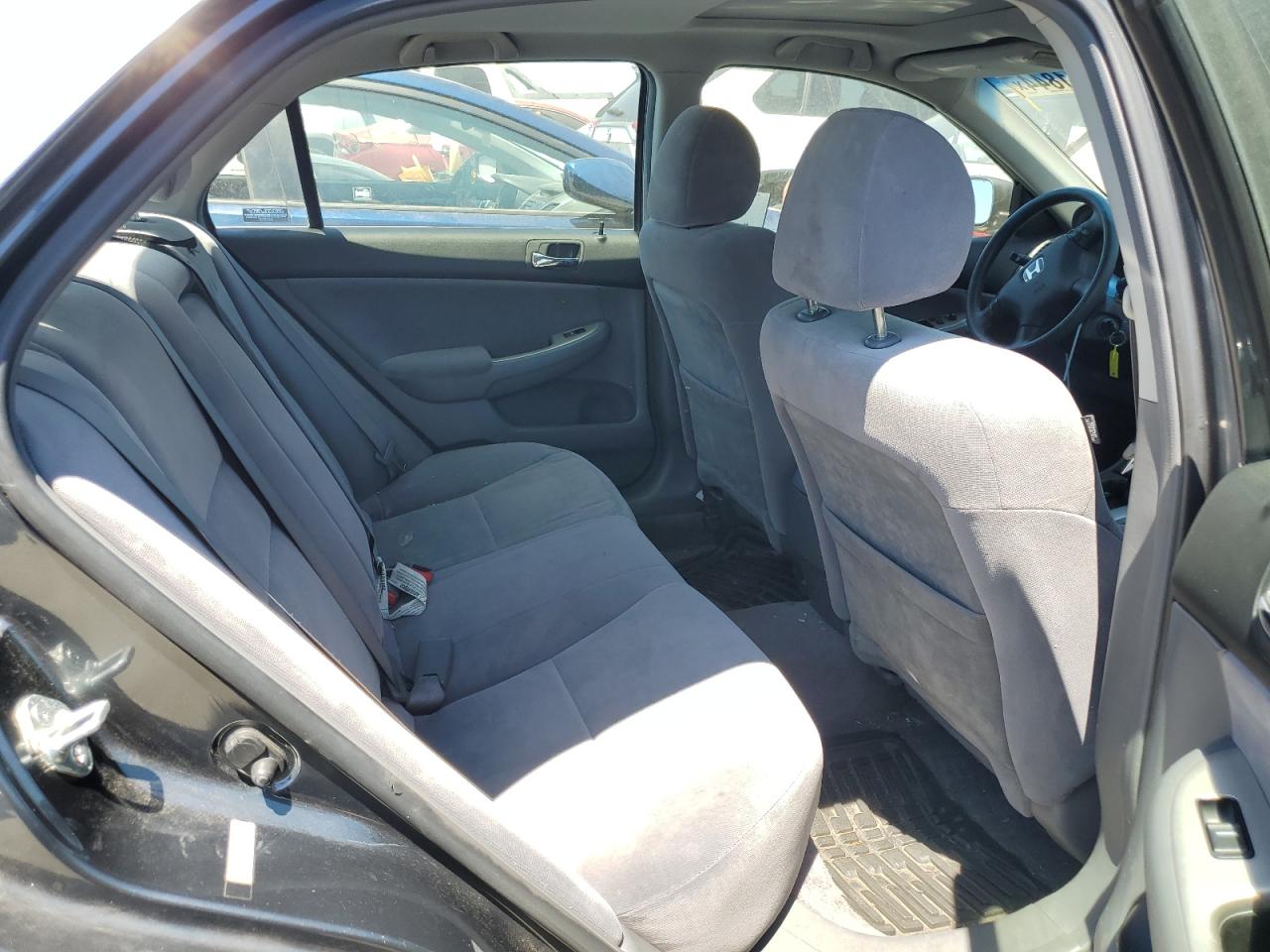 JHMCM56654C033427 2004 Honda Accord Ex