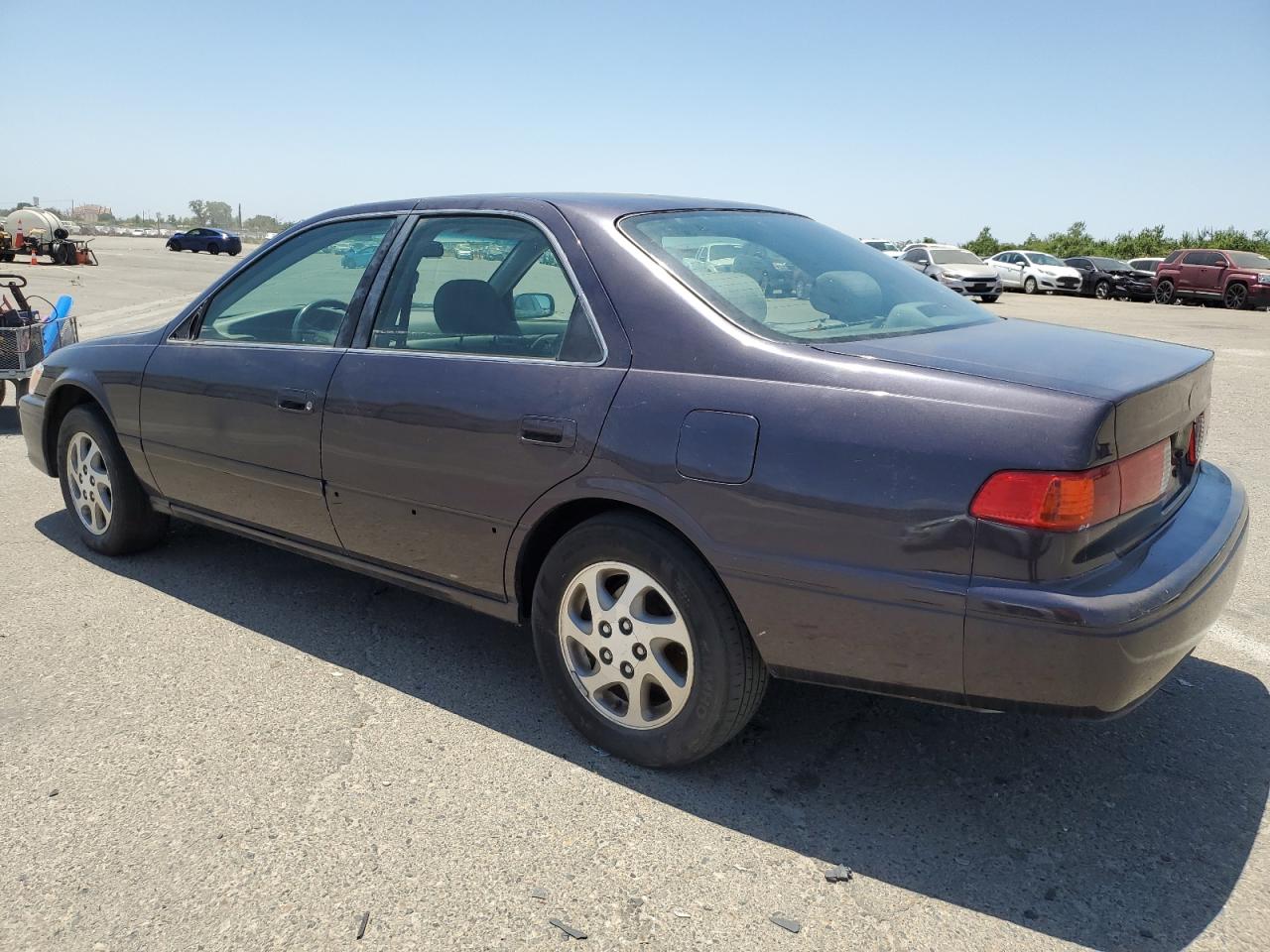 4T1BF22K6YU948338 2000 Toyota Camry Le