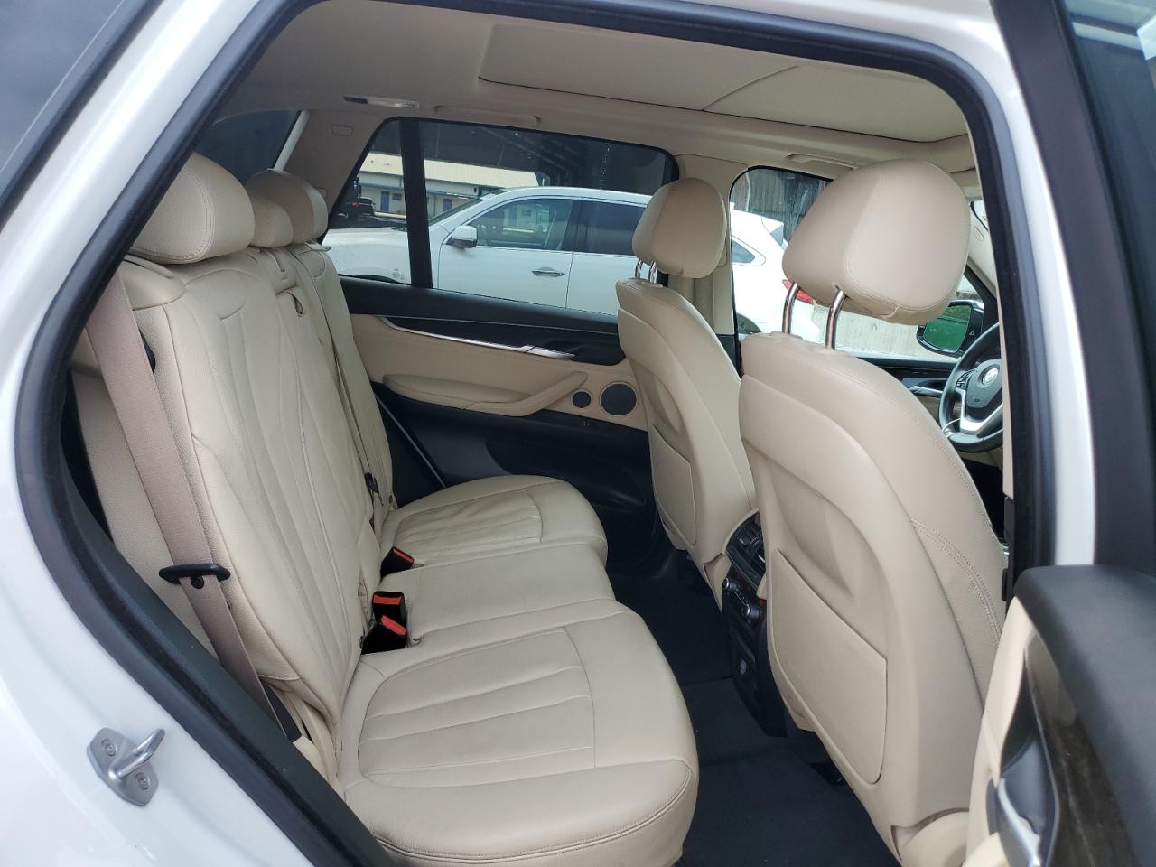 5UXKR2C57G0U17268 2016 BMW X5 Sdrive35I