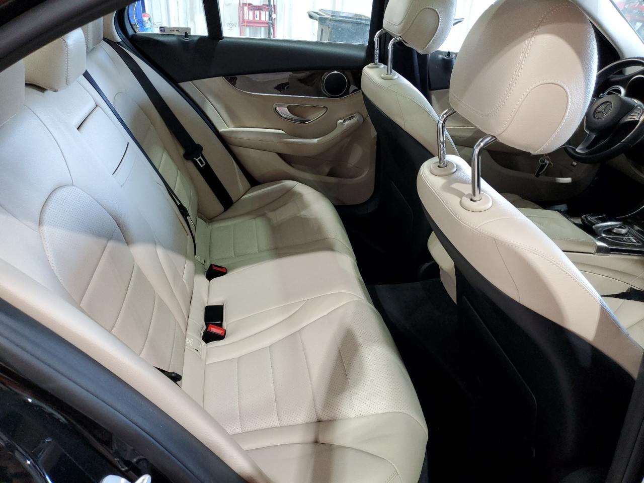 55SWF4KB7GU135372 2016 Mercedes-Benz C 300 4Matic