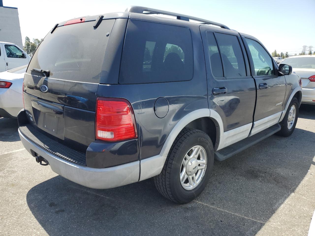 1FMZU63E62ZB77118 2002 Ford Explorer Xlt