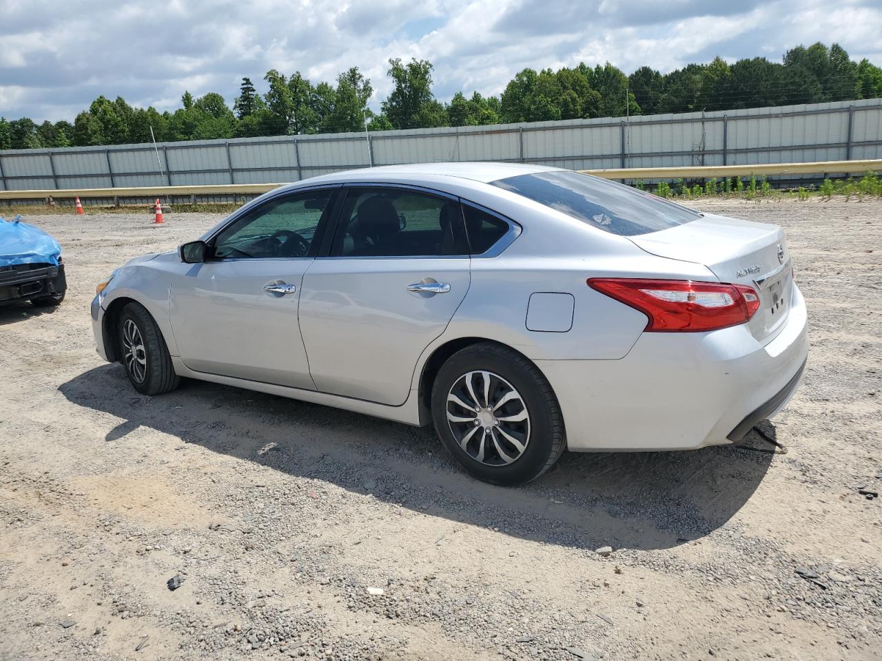 1N4AL3AP7GN356084 2016 Nissan Altima 2.5