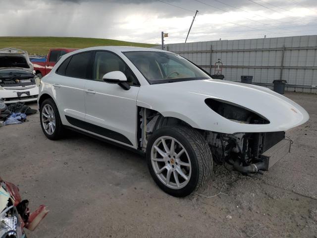 VIN WP1AA2A50HLB00163 2017 Porsche Macan no.4